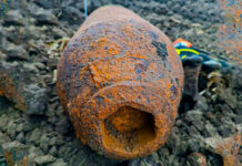 Bombă de aviaţie de 50 de kilograme, descoperită pe un teren în județul Botoșani